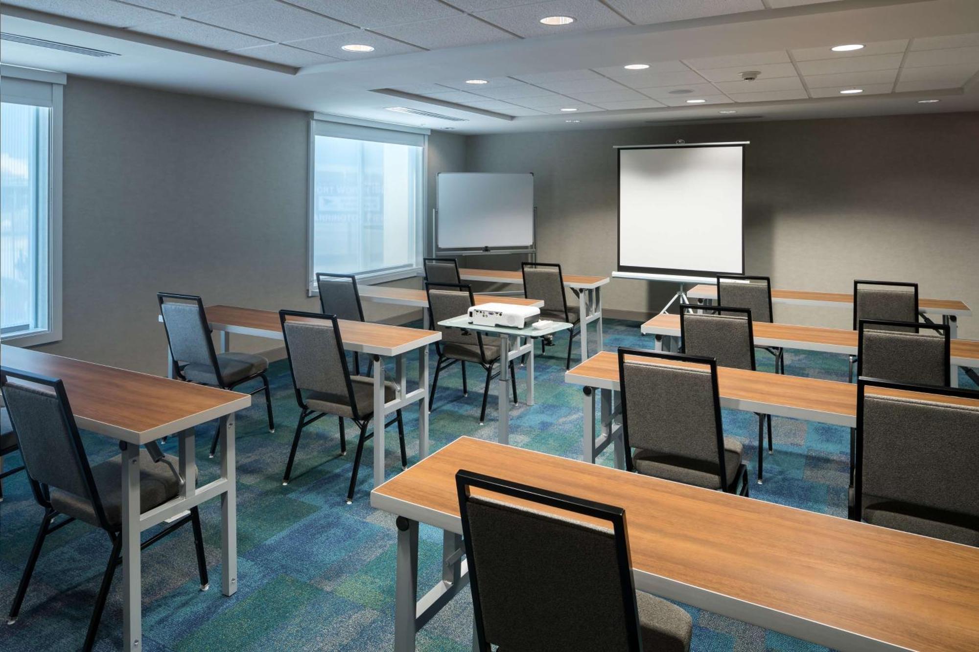 Home2 Suites By Hilton Fort Worth Cultural District Exteriör bild