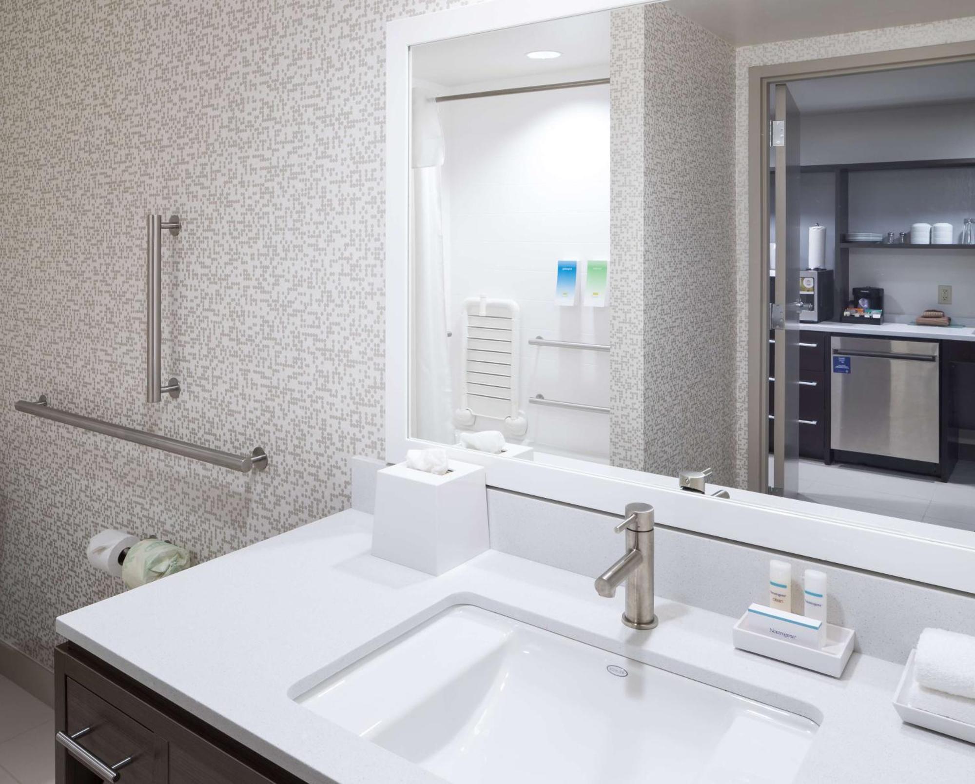 Home2 Suites By Hilton Fort Worth Cultural District Exteriör bild